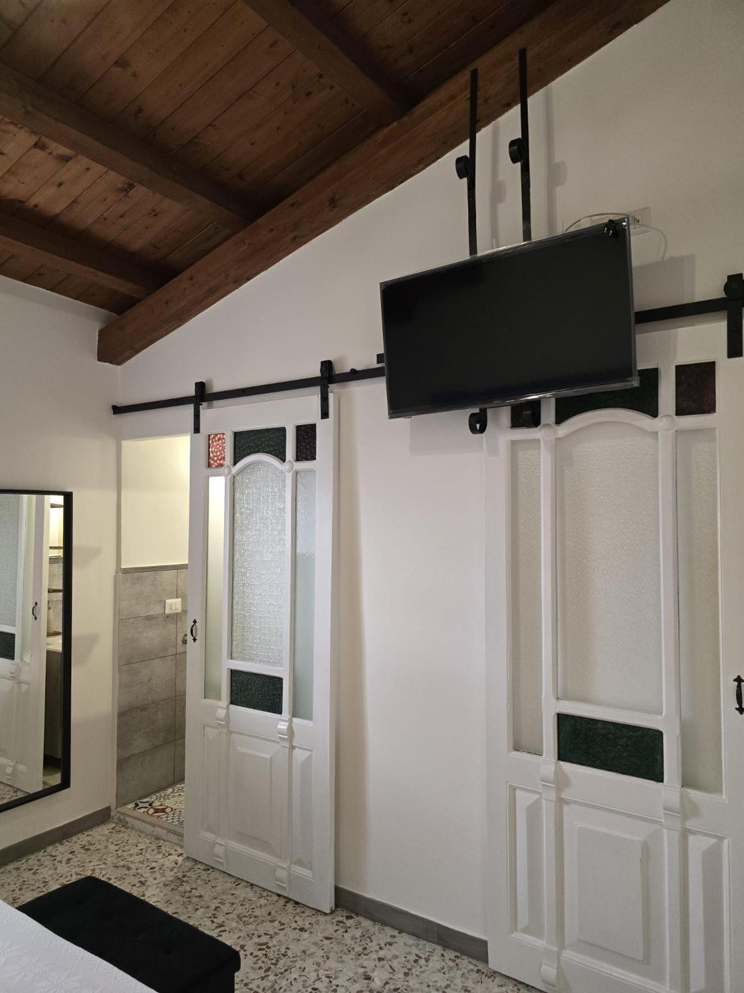 הוילה פלאצולו אקריידה La Casa Di Paolina מראה חיצוני תמונה